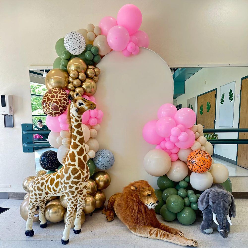 baby shower balloon decor Baby Shower